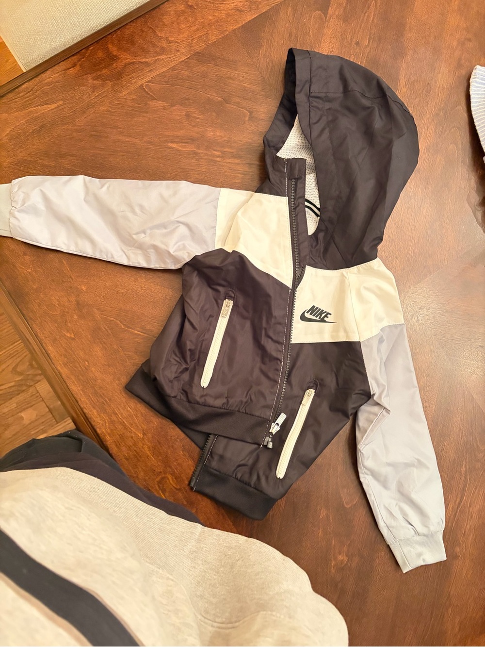 Nike Black & Light Gray Colorblock Hooded Bomber Jacket